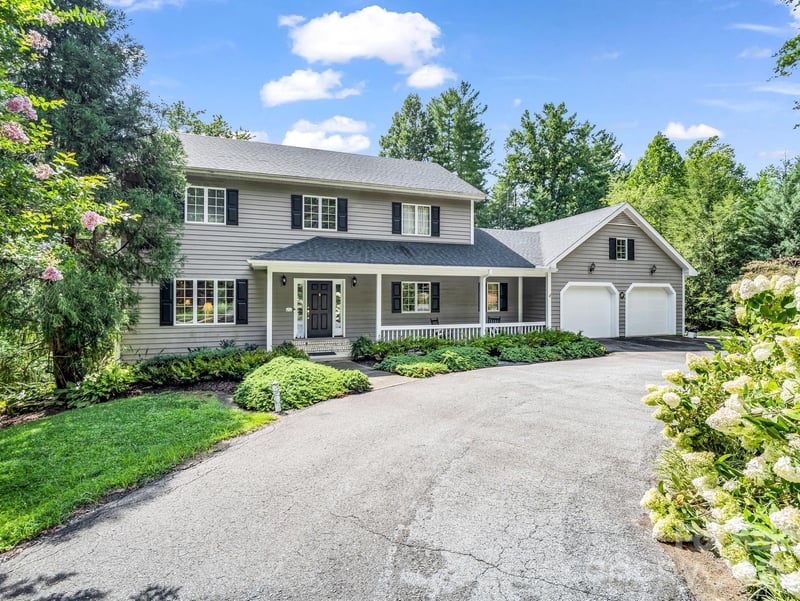 15 Ravenwood Drive, Fletcher, NC - 4 beds, 4 baths, 3,300 sqft - $997,500