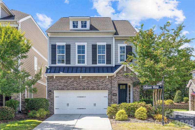 10702 Endhaven Village Drive, Charlotte, NC - 3 beds, 3 baths, 2,410 sqft - $675,000