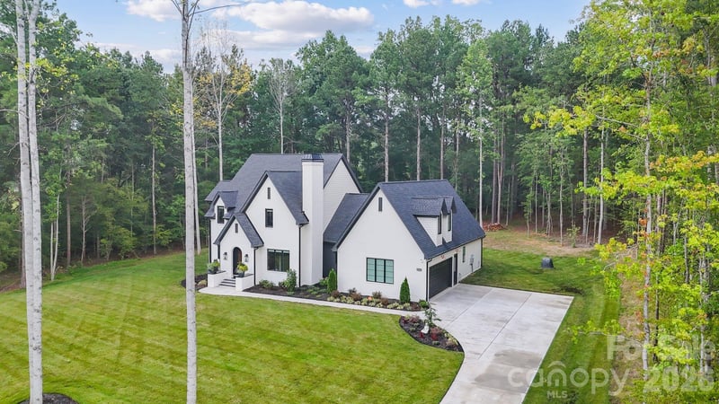 6528 Great Blue Path, Clover, SC - 4 beds, 4.5 baths, 4,037 sqft - $1,450,000