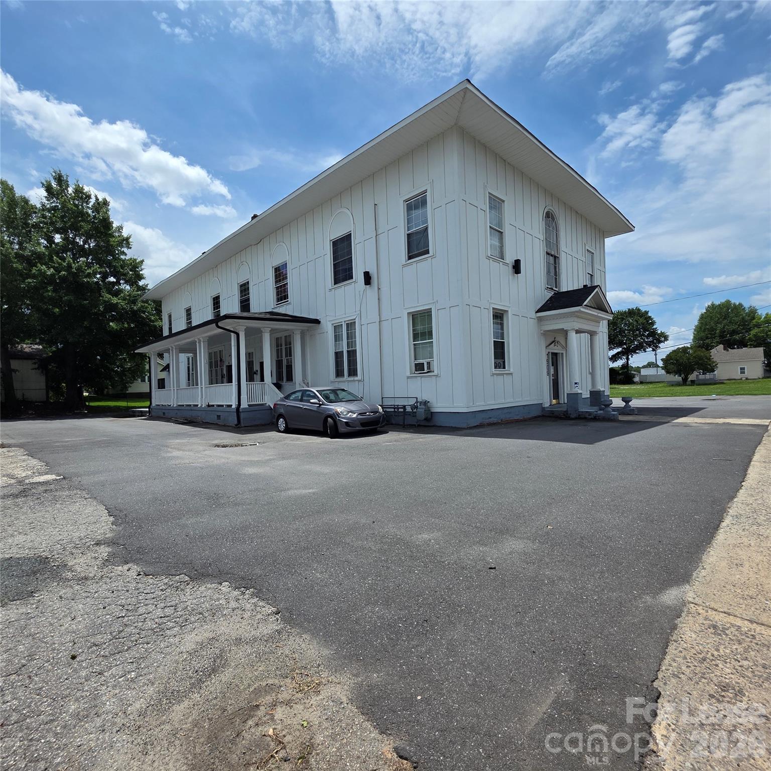 1909 E Ozark Avenue, Gastonia, NC. property listing photo