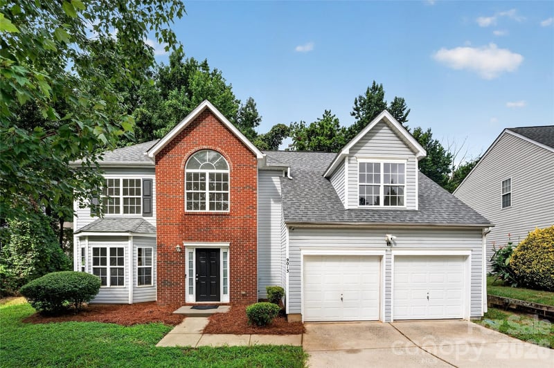 9013 Broad Ridge Court, Charlotte, NC - 4 beds, 2.5 baths, 2,618 sqft - $379,900