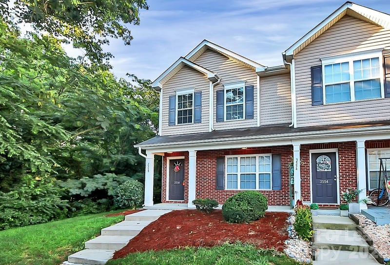 3558 Calpella Court, Charlotte, NC - 3 beds, 2.5 baths, 1,384 sqft - $1,595