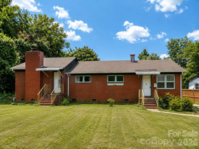 3308 Sutton Drive, Charlotte, NC - 5 beds, 2.5 baths, 1,462 sqft - $310,000