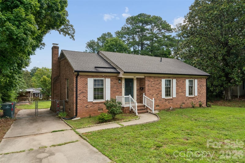 550 Englewood Street NE, Concord, NC - 3 beds, 2 baths, 1,297 sqft - $295,000