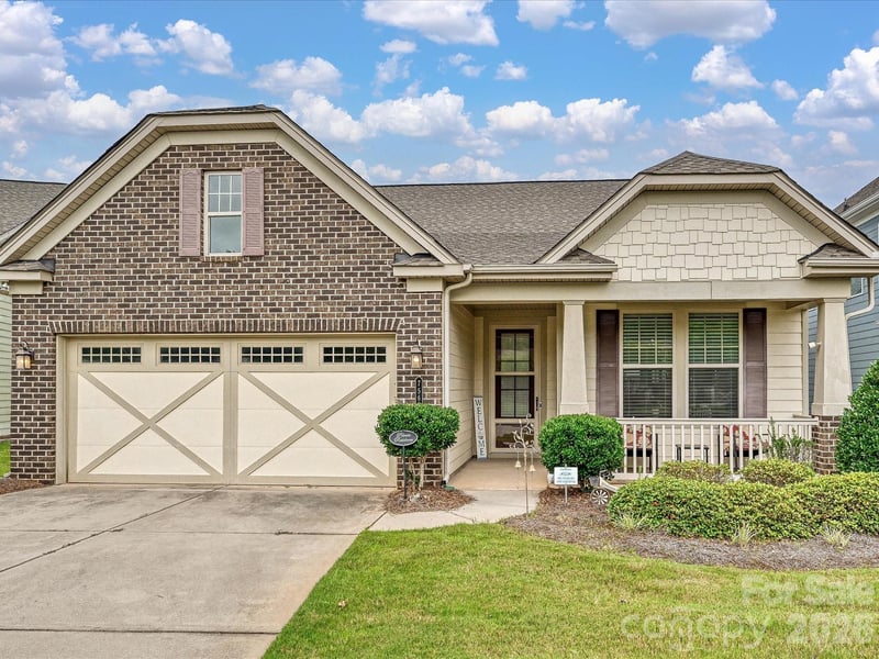 7569 Short Putt Court, Charlotte, NC - 3 beds, 3 baths, 2,064 sqft - $525,000
