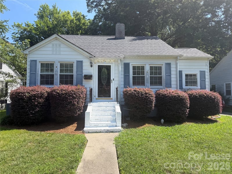 512 W 8th Avenue, Gastonia, NC - 3 beds, 1 bath, 1,487 sqft - $1,435