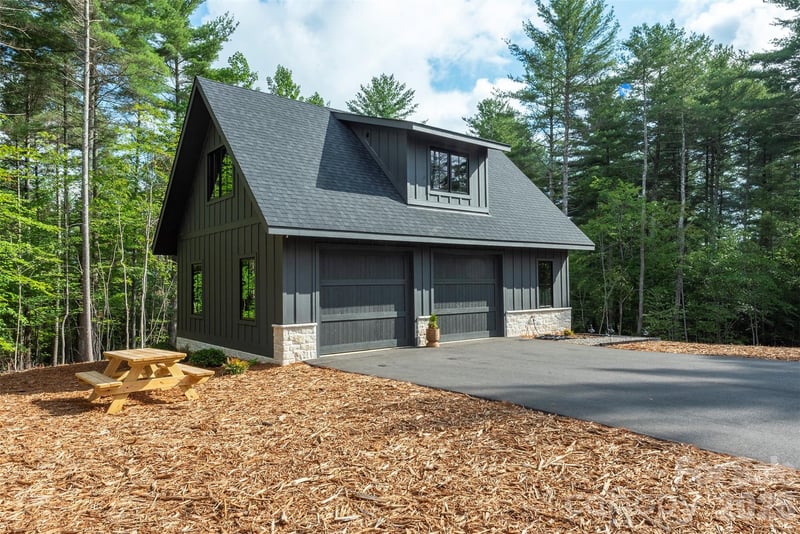 1156 Campbells Trace, Nebo, NC - 1 bed, 1 bath, 676 sqft - $665,000