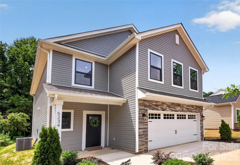 5234 Hickory Lane, Charlotte, NC - 4 beds, 2.5 baths, 2,182 sqft - $415,000