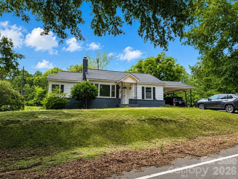 1499 Old Landsford Road, Lancaster, SC - 3 beds, 1 bath, 1,173 sqft - $180,000