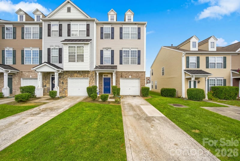 13219 Calloway Glen Drive, Charlotte, NC - 3 beds, 3.5 baths, 1,982 sqft - $325,000