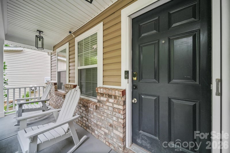9220 Seamill Road, Charlotte, NC - 3 beds, 2.5 baths, 2,570 sqft - $439,000