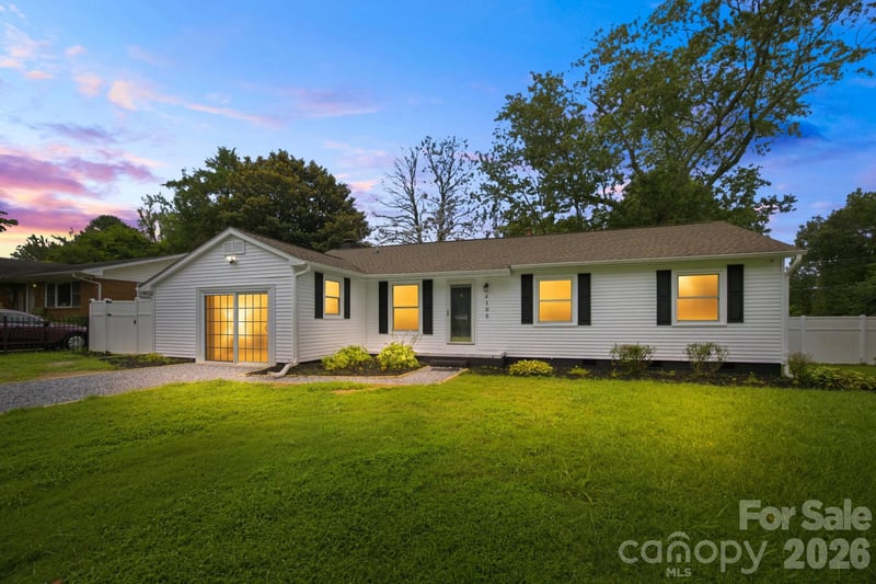 4100 Sudbury Road, Charlotte, NC - 3 beds, 2 baths, 1,622 sqft - $489,000