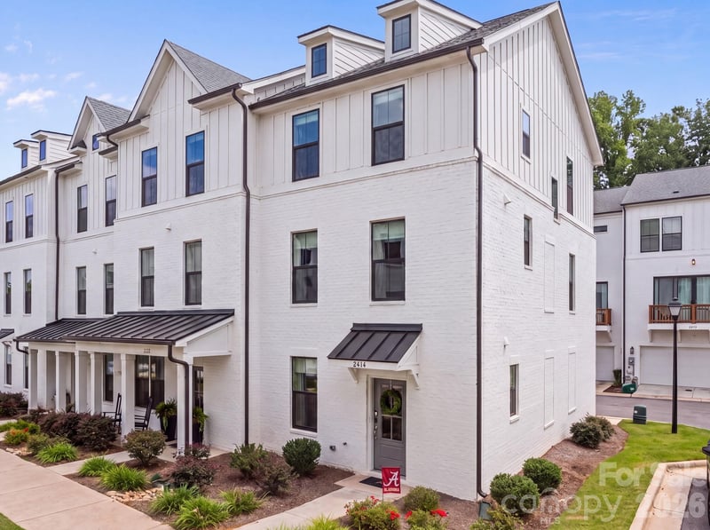 2414 Magnolia Blossom Way, Charlotte, NC - 4 beds, 3.5 baths, 2,015 sqft - $589,000