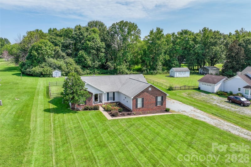 3209 Monte Drive, Monroe, NC - 3 beds, 2 baths, 1,806 sqft - $465,000