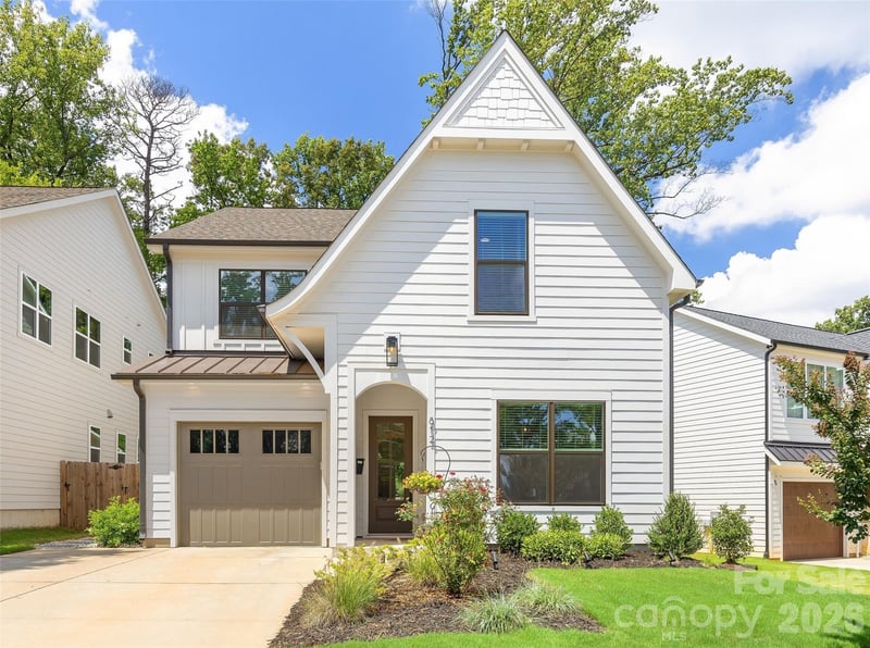 812 State Street, Charlotte, NC - 4 beds, 2.5 baths, 2,452 sqft - $829,000
