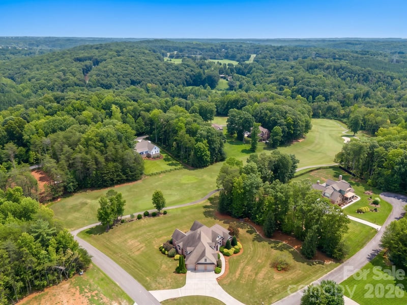 121 Cheyenne Lane, Statesville, NC - 4 beds, 4 baths, 4,401 sqft - $1,095,000