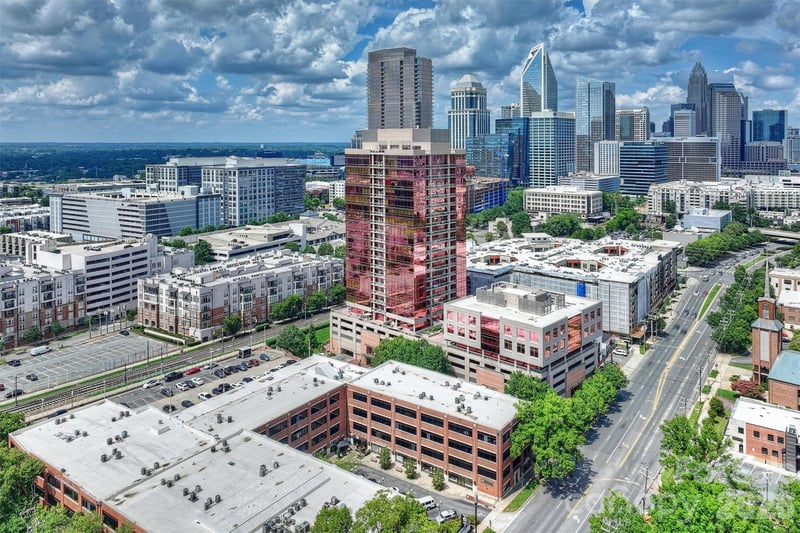315 Arlington Avenue Apt 504, Charlotte, NC - 2 beds, 2 baths, 969 sqft - $535,000