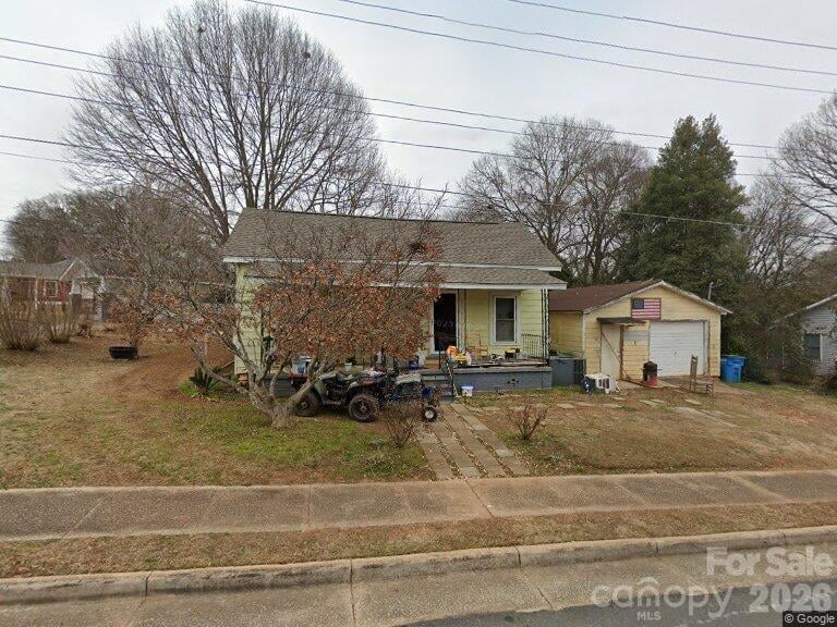 201 Williamson Street, Fort Mill, SC - 2 beds, 1 bath, 879 sqft - $265,000