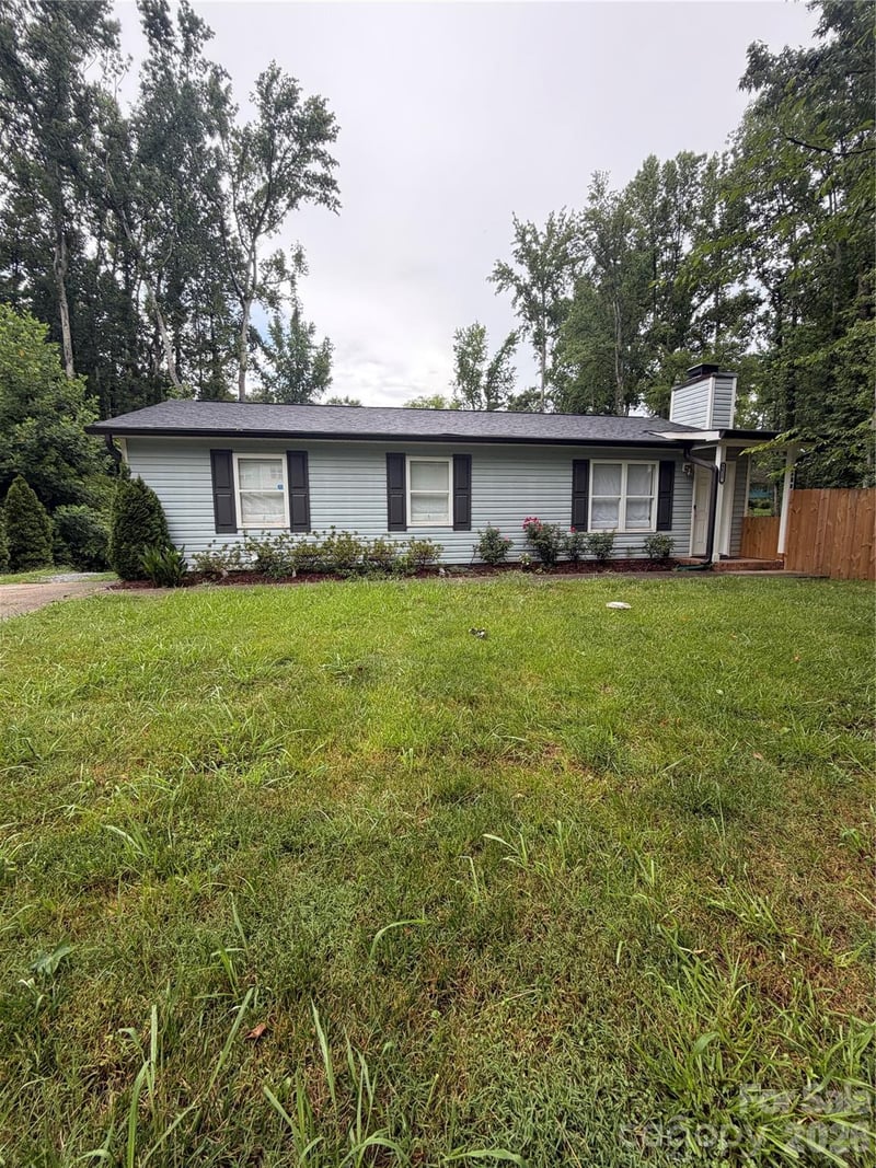 6625 Cool Water Court, Charlotte, NC - 3 beds, 2 baths, 1,027 sqft - $299,000