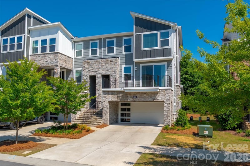 1630 Unison Drive Apt 135, Charlotte, NC - 4 beds, 3.5 baths, 2,408 sqft - $2,700