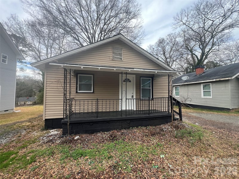 618 Granite Avenue, Gastonia, NC - 2 beds, 1 bath - $950