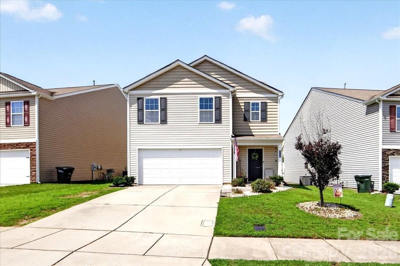 4033 Long Arrow Drive, Concord, NC - 5 beds, 3 baths, 2,437 sqft - $369,000
