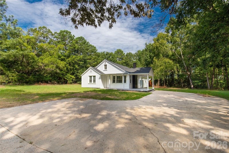 3120 Great Falls Highway, Lancaster, SC - 3 beds, 1 bath, 1,324 sqft - $275,000