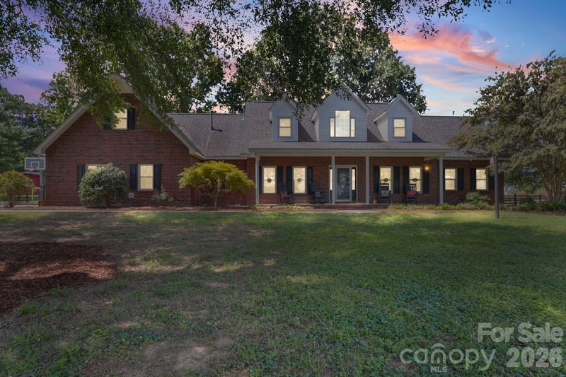 2915 Mills Harris Road, Marshville, NC - 3 beds, 3.5 baths, 2,901 sqft - $799,900