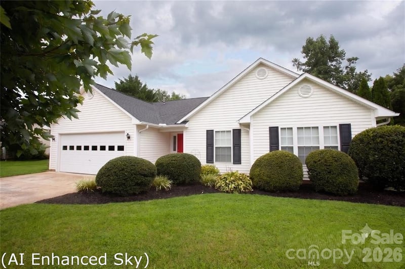 54 English Oak Road, Fletcher, NC - 3 beds, 2 baths, 1,686 sqft - $439,000
