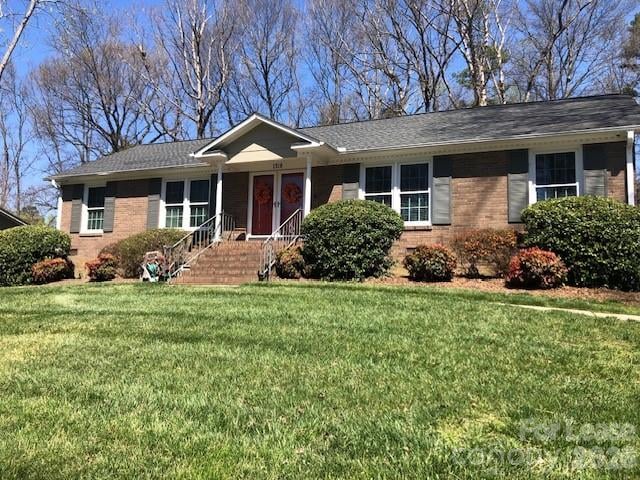 1318 Beechdale Drive, Charlotte, NC - 3 beds, 2 baths, 1,725 sqft - $2,650