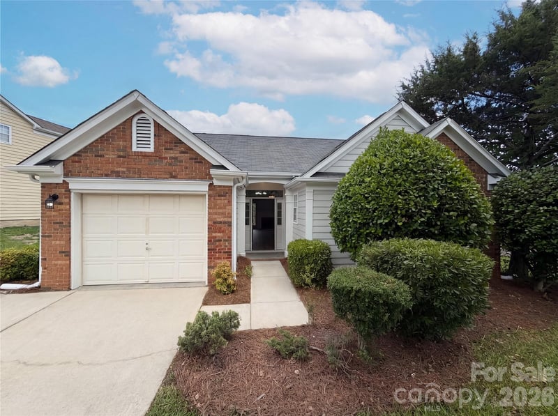 1633 Gordon Walters Drive, Charlotte, NC - 3 beds, 2 baths, 1,287 sqft - $300,000