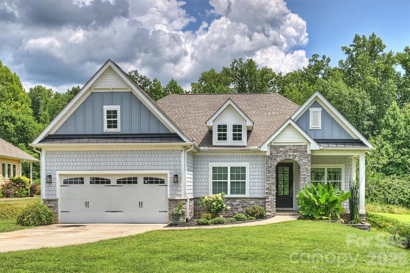 10542 Sweethaven Lane, Harrisburg, NC - 4 beds, 4.5 baths, 4,258 sqft - $850,000