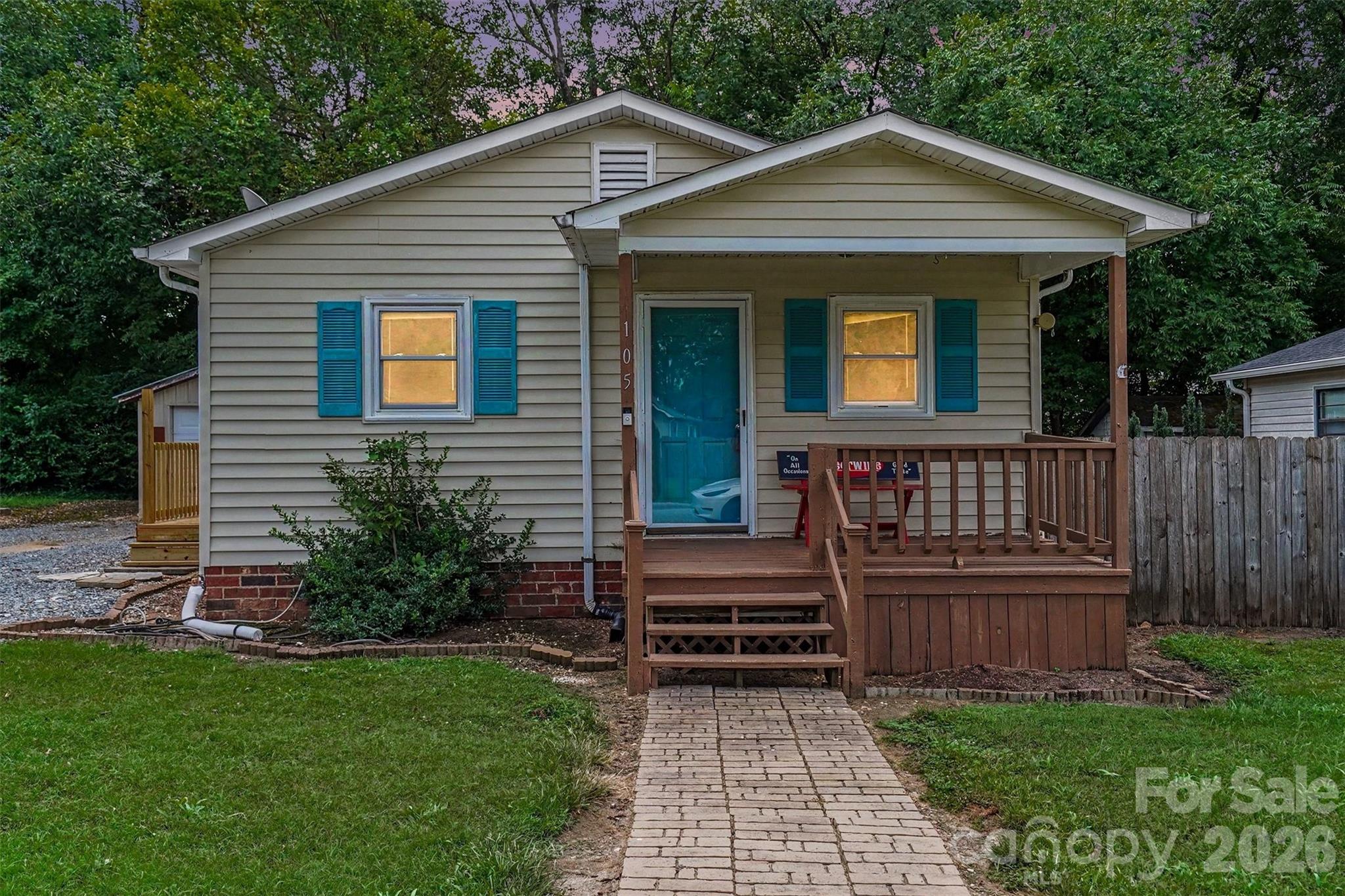 105 W Church Street, Granite Quarry, NC. property listing photo