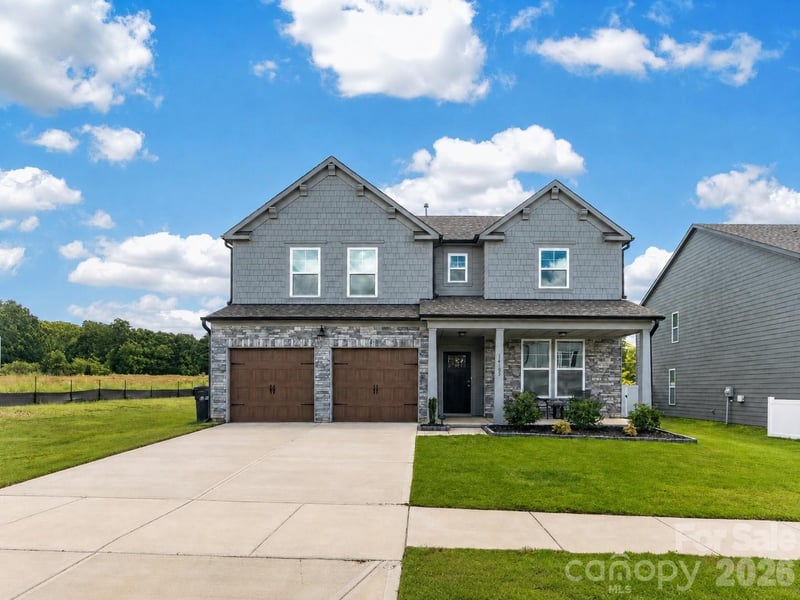 14103 Belmont Greene Drive, Charlotte, NC - 4 beds, 3 baths, 2,939 sqft - $549,900