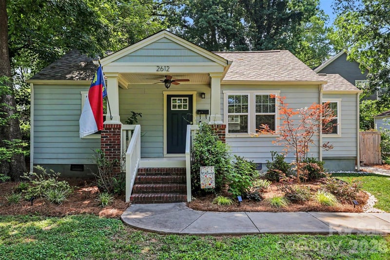 2612 Roslyn Avenue, Charlotte, NC - 2 beds, 1 bath, 915 sqft - $399,900