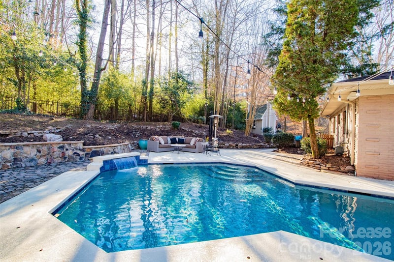3911 Lakeside Drive, Charlotte, NC - 4 beds, 4.5 baths, 3,500 sqft - $8,000