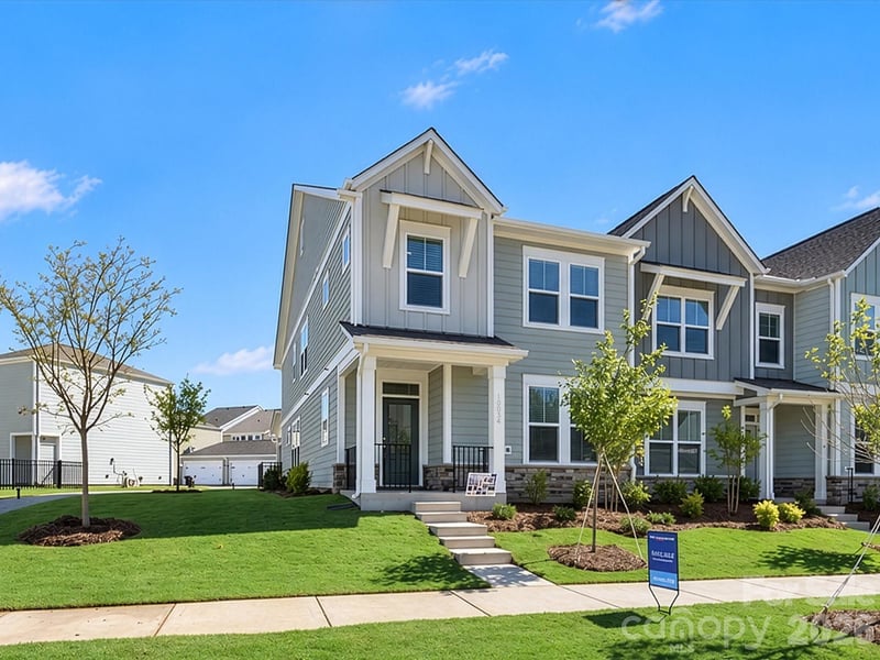 10034 Mamillion Drive, Huntersville, NC - 4 beds, 3.5 baths, 2,418 sqft - $531,747