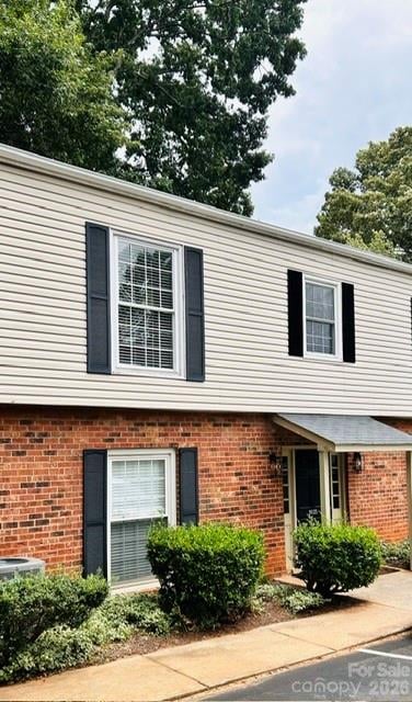 5925 Quail Hollow Road C, Charlotte, NC - 2 beds, 2 baths, 1,000 sqft - $219,900