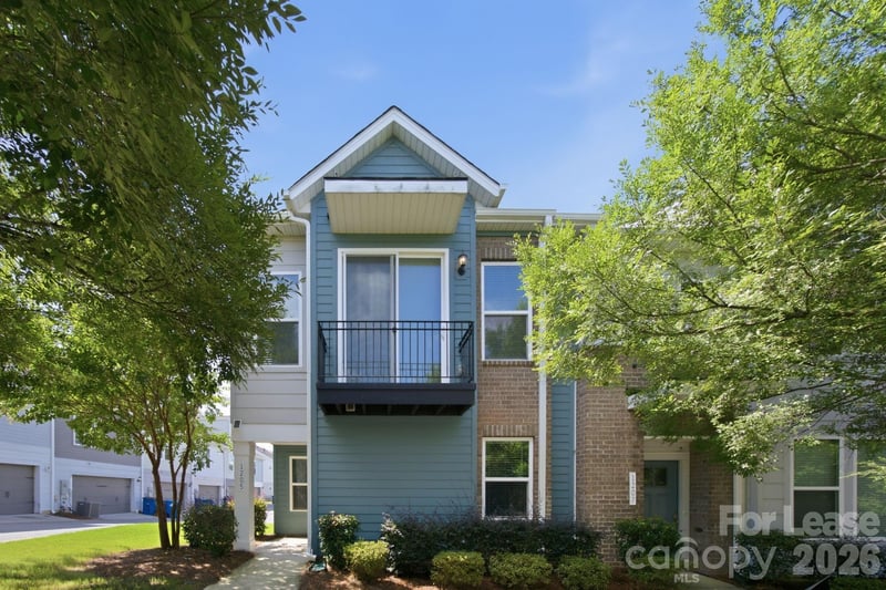 1205 Kohler Avenue, Charlotte, NC - 3 beds, 2.5 baths, 1,459 sqft - $2,400