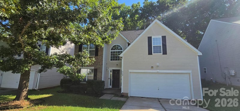 5708 Twin Brook Drive, Charlotte, NC - 4 beds, 2.5 baths, 2,210 sqft - $340,000