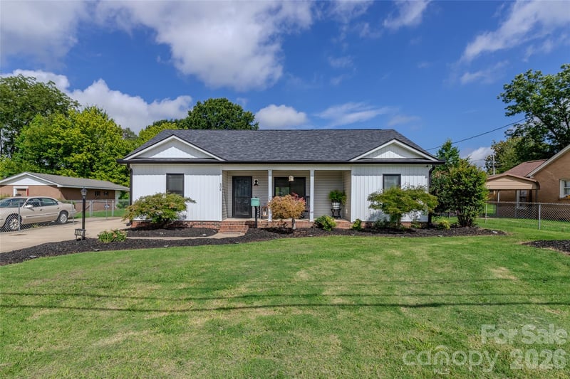 506 S Cansler Street, Kings Mountain, NC - 3 beds, 2 baths, 1,410 sqft - $325,000