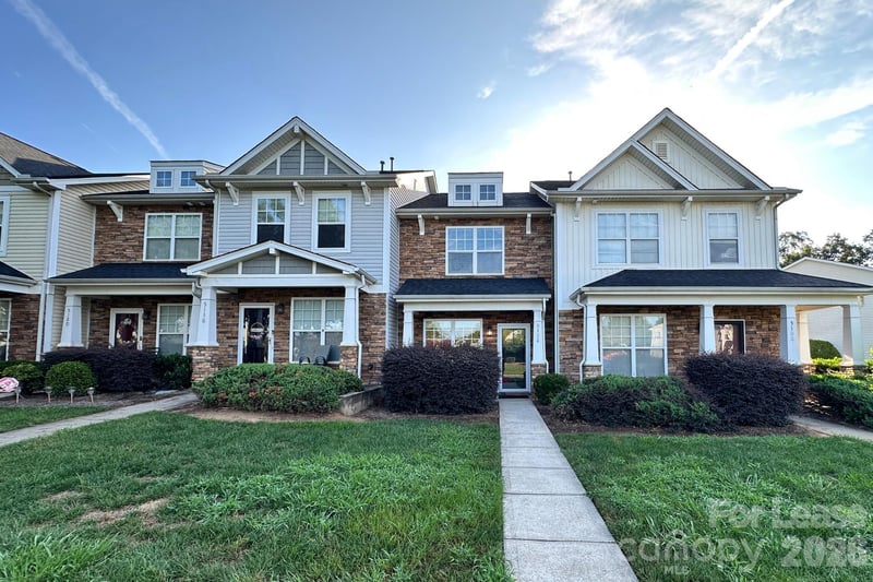 5112 Prosperity Church Road, Charlotte, NC - 2 beds, 2.5 baths, 1,236 sqft - $1,900