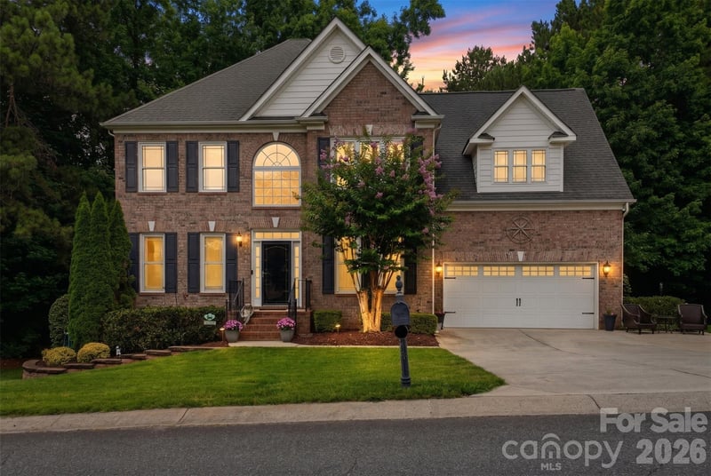 112 Millwood Drive, Fort Mill, SC - 4 beds, 2.5 baths, 3,114 sqft - $715,000