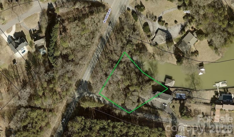 25 48th Avenue NE, Hickory, NC -  - $105,000