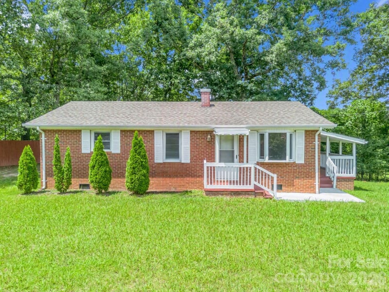 617 Harris Henrietta Road, Forest City, NC - 3 beds, 1.5 baths, 975 sqft - $199,900