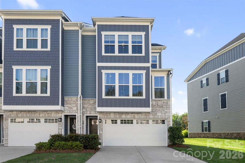 2035 Dornoch Road, Tega Cay, SC - 4 beds, 3.5 baths, 2,243 sqft - $440,000