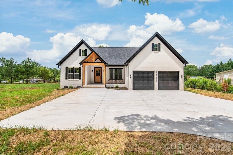 5822 Potter Road S, Waxhaw, NC - 3 beds, 2 baths, 1,947 sqft - $625,000
