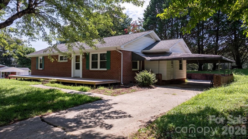 296 Pine Mountain Road, Hudson, NC - 3 beds, 1 bath, 1,188 sqft - $199,900