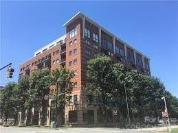715 N Church Street Apt 212, Charlotte, NC - 1 bed, 1 bath, 647 sqft - $1,350