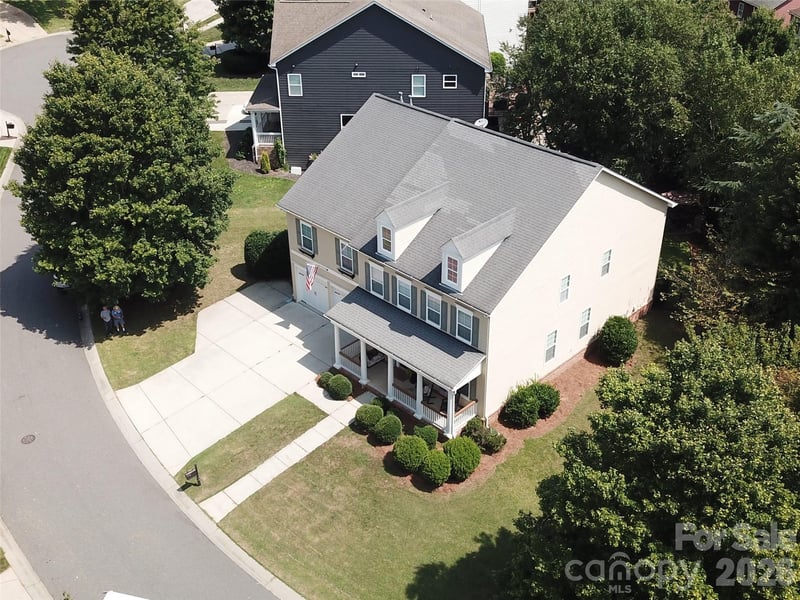 17228 W Marbella Lane, Indian Land, SC - 4 beds, 3.5 baths, 4,003 sqft - $777,000